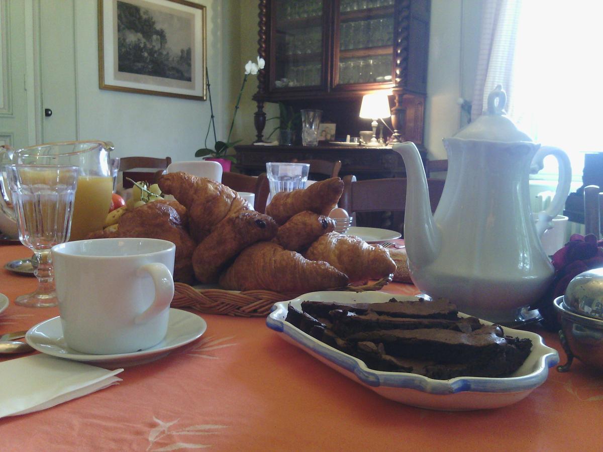 Chateau De Belle-Vue Bed & Breakfast Sainte-Cécile Eksteriør bilde